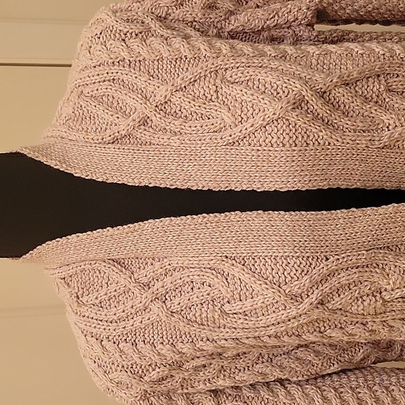 Aran Crafts 100% Irish wool cardigan Grey - Picture 4 of 7